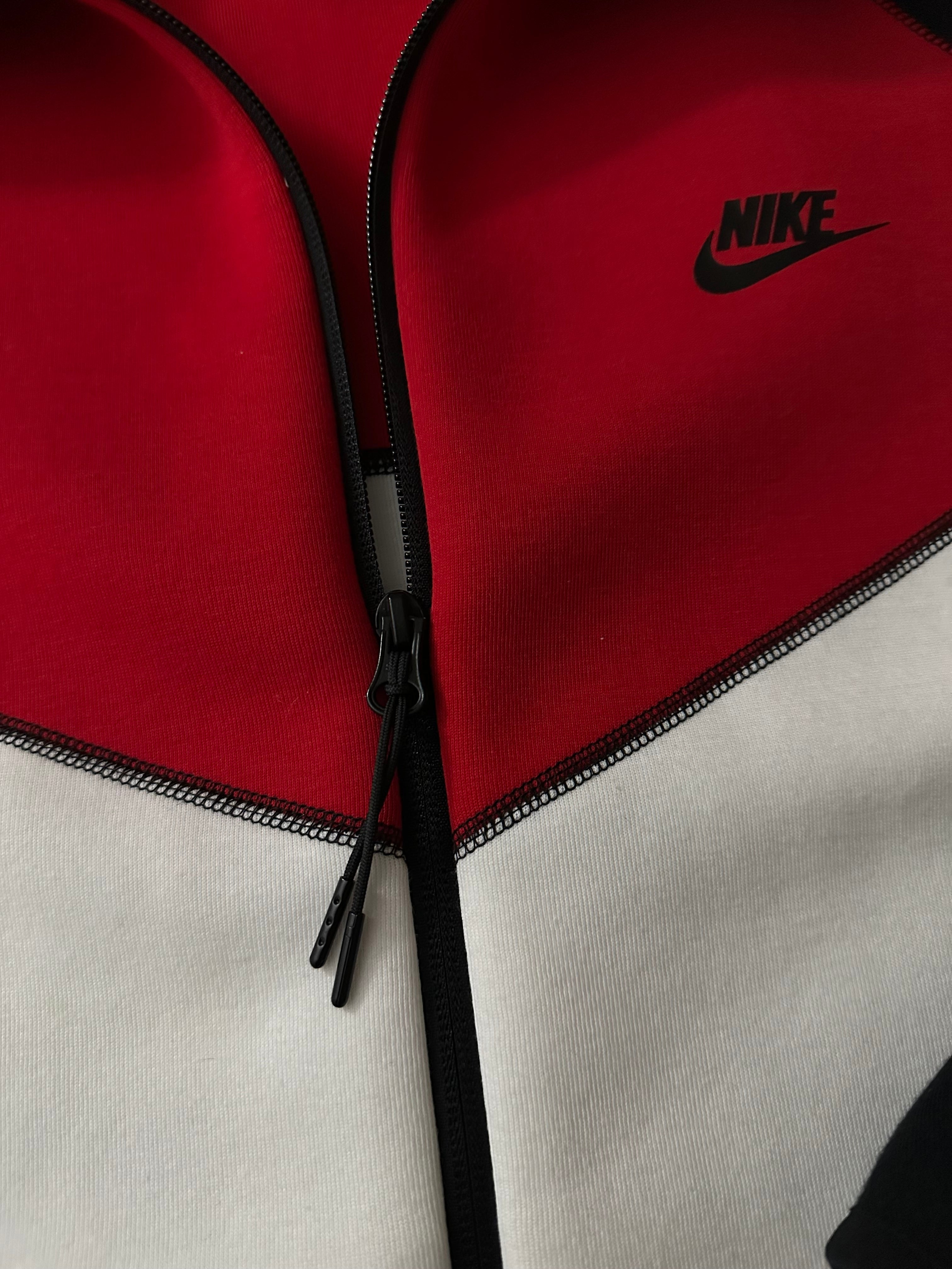Nike Tech Fleece Full-Zip Windrunner Hoodie - M
